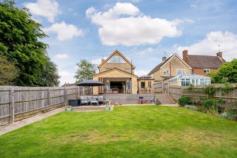 5 bedroom detached house for sale, Newlands, Banbury OX17