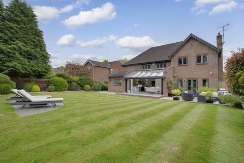 5 bedroom detached house for sale, Gregories Road, Beaconsfield, Buckinghamshire