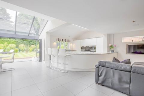 5 bedroom detached house for sale, Gregories Road, Beaconsfield, Buckinghamshire