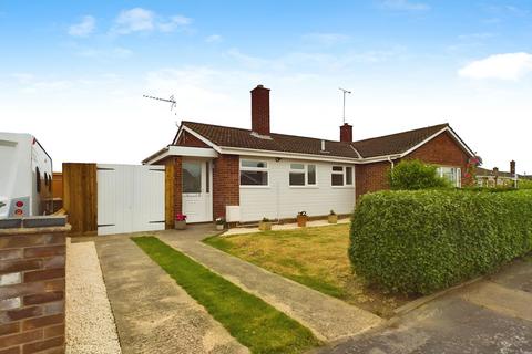 3 bedroom semi-detached bungalow for sale, Chesterton Grove, Peterborough, PE2