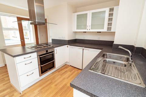 2 bedroom apartment to rent, Commercial Road, Bournemouth,