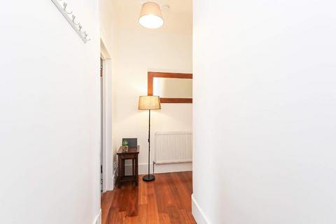 1 bedroom flat for sale, Cumbernauld Road, Dennistoun, G31 2UF