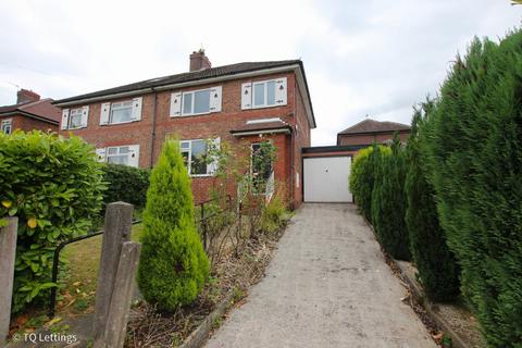 3 bedroom semi-detached house to rent, Taylor Road, Altrincham WA14