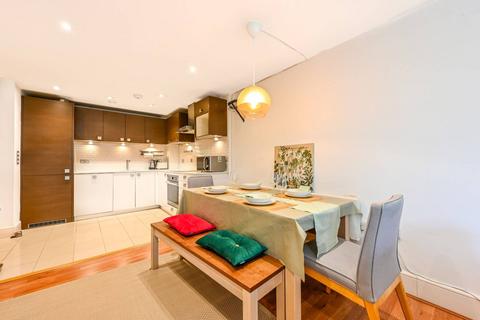 2 bedroom flat for sale, Shepherdess Walk, Islington, London, N1