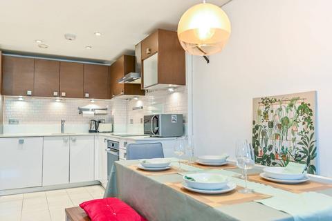 2 bedroom flat for sale, Shepherdess Walk, Islington, London, N1