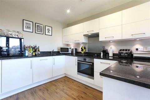 2 bedroom apartment to rent, Gwynne Road, London SW11