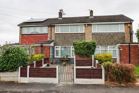 2 bedroom terraced house to rent, Buttermere Road, Partington, Manchester, M31