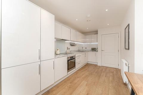 2 bedroom flat for sale, Southmere House, Stratford E15