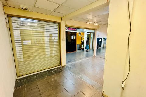 Shop to rent, Northolt Road, Harrow