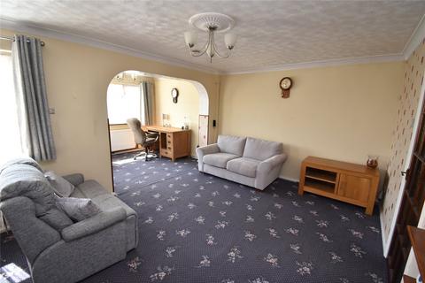 17 Ashwell Walk, Houghton Regis, Dunstable, LU5 5QA