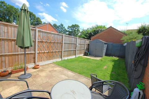 2 bedroom terraced house for sale, Heyford Way, Hatfield