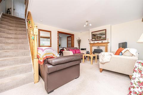 3 bedroom semi-detached house for sale, Gullane Place, Kirkcaldy