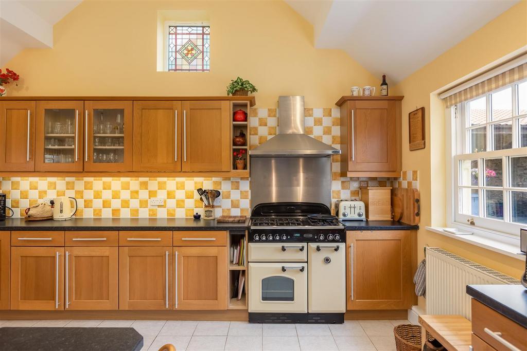 Castle Hill House Kitchen-4.jpg