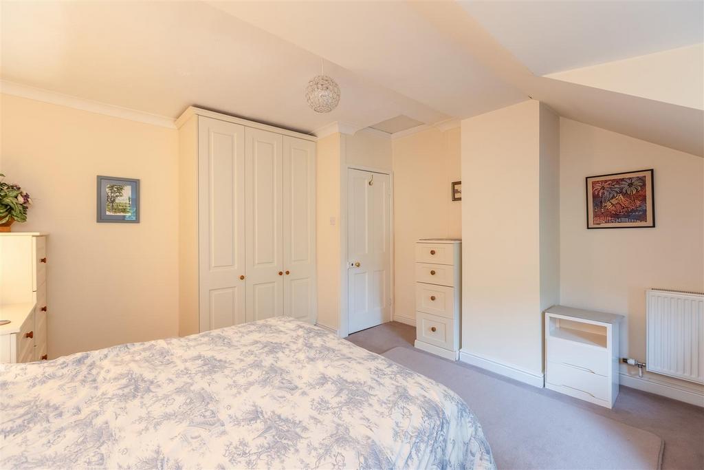 Castle Hill House Bedroom 2-2.jpg