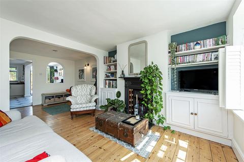 2 bedroom terraced house for sale, Railway Side, Barnes, London, SW13