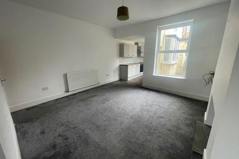 2 bedroom terraced house to rent, Barnmeadow Lane, Blackburn