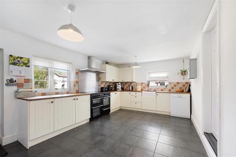 Demby House Farm Willaston Road, Thornton Hough, Wirral, CH63 4JF