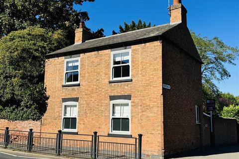 4 bedroom detached house for sale, The Ropewalk, Southwell