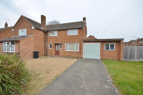 2 bedroom semi-detached house to rent, Green Lane, Luton