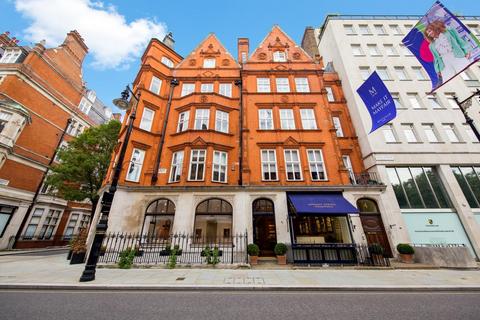 3 bedroom flat to rent, Mount Street, Mayfair, London