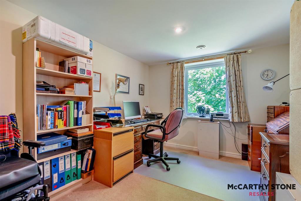 Second Bedroom/Study Room