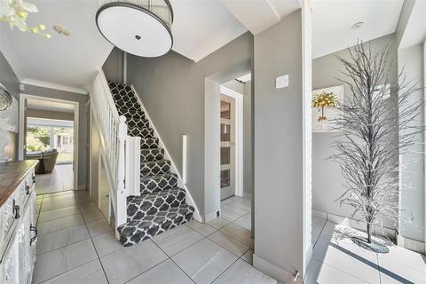 4 bedroom detached house for sale, Southbrook Road, Havant PO9