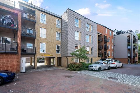 2 bedroom flat for sale, Brunel Way, Havant PO9