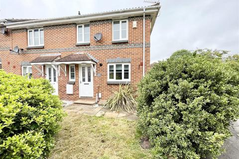 3 bedroom house to rent, Saffron Way, Fareham PO15