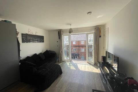 2 bedroom apartment to rent, Illett Way, Faygate RH12