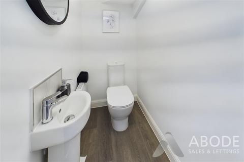 21 Kingstone Road, Uttoxeter, ST14 8WH