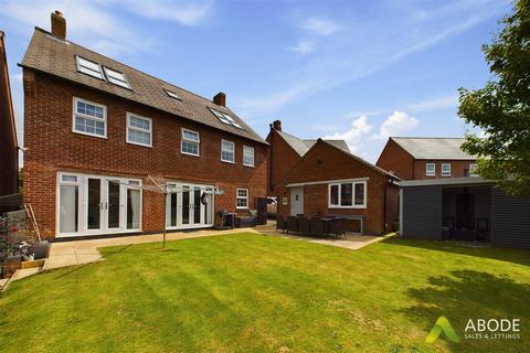 5 bedroom detached house for sale, Hare Park, Burton On Trent DE15