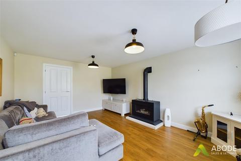 9 Hare Park, Drakelow, Burton-on-trent, DE15 9FU