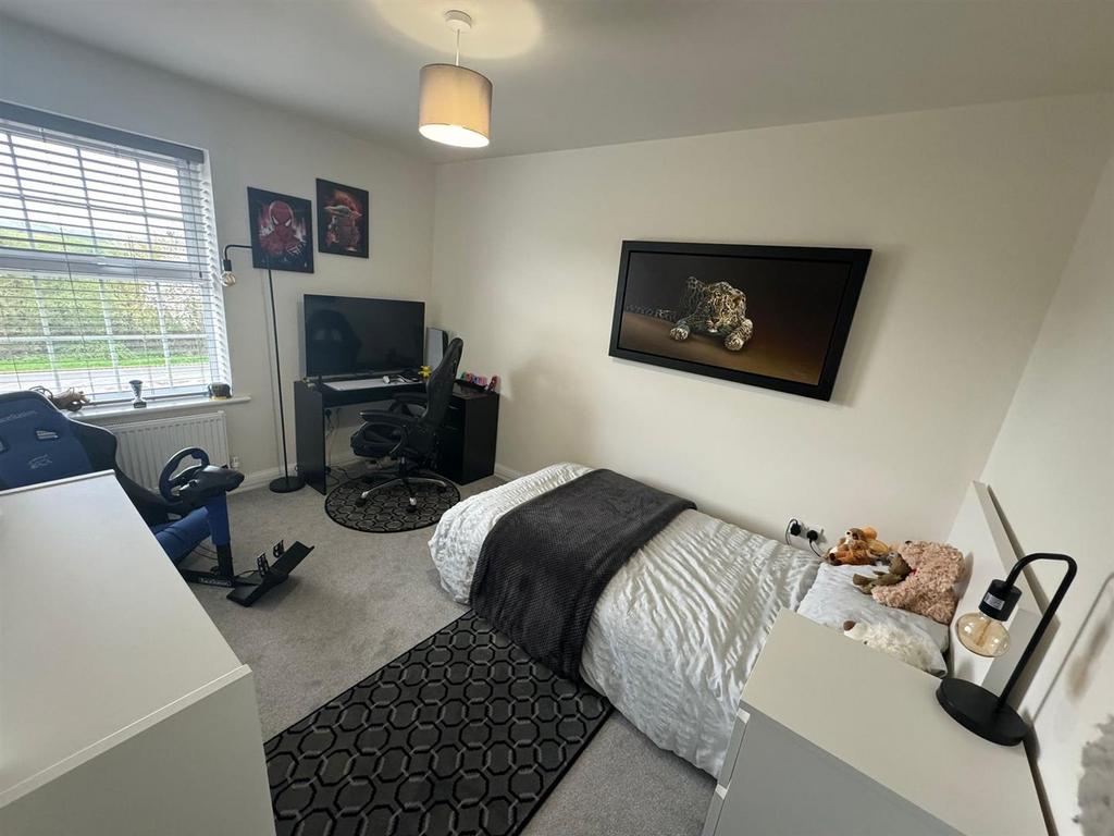 BEDROOM 2 B.jpg