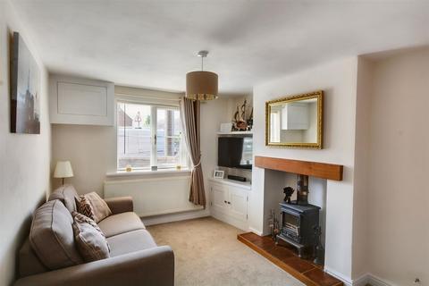 2 bedroom end of terrace house for sale, Main Street, Hemington