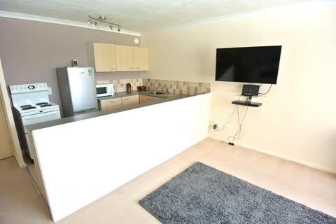 1 bedroom apartment for sale, De Havilland Way, Staines-Upon-Thames TW19