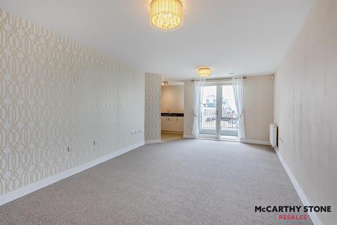 1 bedroom apartment for sale, Savoy House, South Parade, Southsea, PO4 0BW