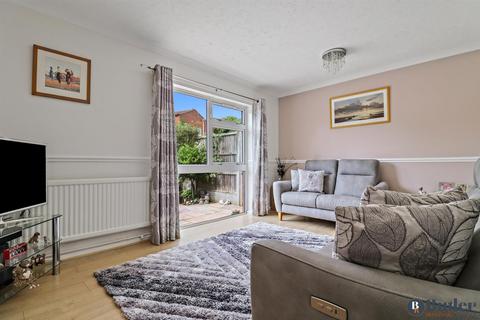 4 bedroom end of terrace house for sale, Skipton Close, Stevenage
