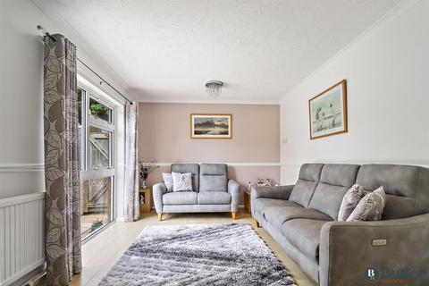 4 bedroom end of terrace house for sale, Skipton Close, Stevenage