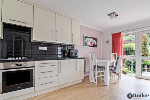 4 bedroom end of terrace house for sale, Skipton Close, Stevenage