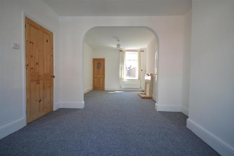 2 bedroom terraced house to rent, Roe Road, Abington, NN1