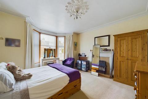 4 bedroom semi-detached house for sale, Jeanfield Road, Perth PH1