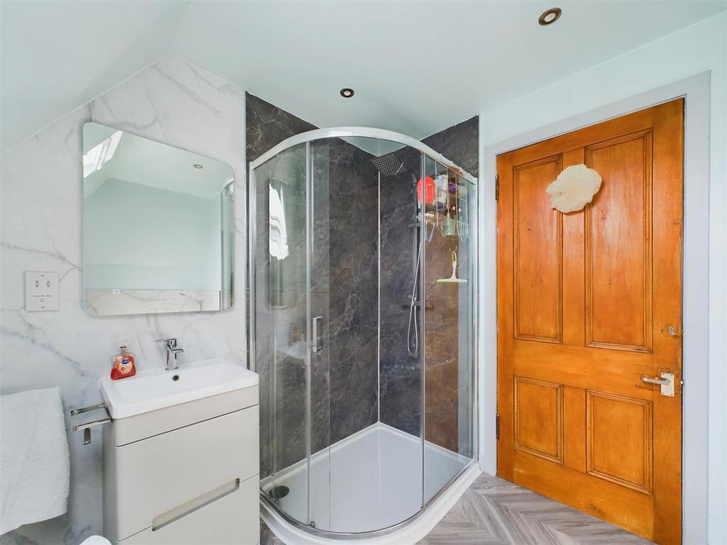 CAM01486 G0-PR0455-STILL011.jpg