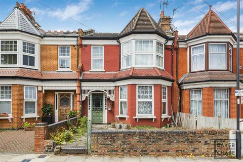 4 bedroom terraced house for sale, Belsize Avenue, London N13