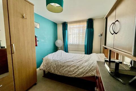 2 bedroom flat for sale, Dobede Way, Soham CB7