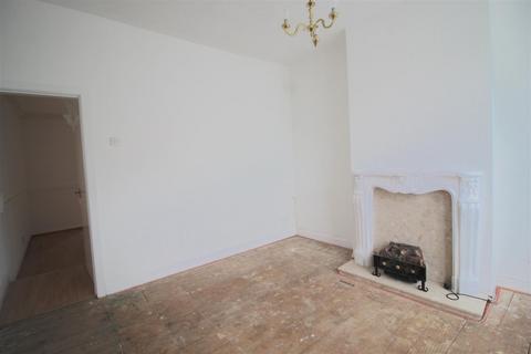213 Deakins Road, Birmingham, B25 8EA