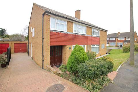 3 bedroom semi-detached house to rent, Fir Park, Harlow CM19