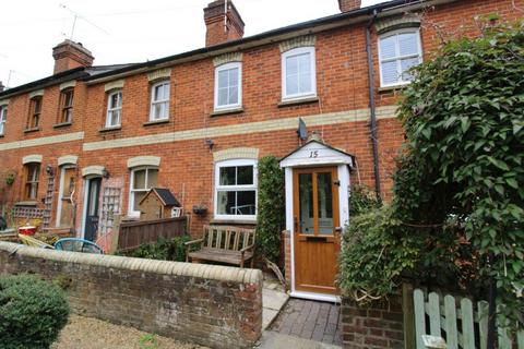 1 bedroom cottage to rent, Victoria Road, Farnham GU9