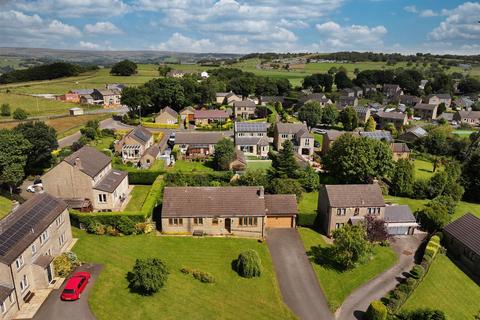 3 Longmeadow, Barkisland, Halifax, HX4 0AR