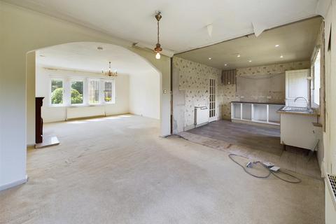 3 Longmeadow, Barkisland, Halifax, HX4 0AR