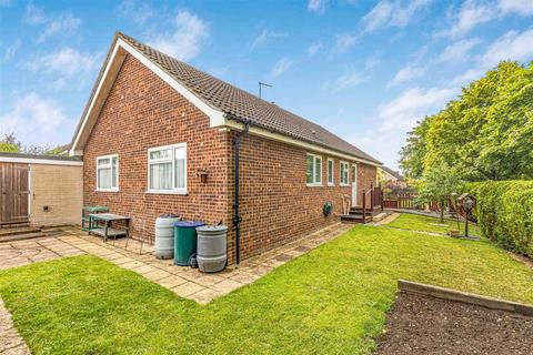 3 bedroom detached bungalow for sale, Lark Hill, Moulton CB8